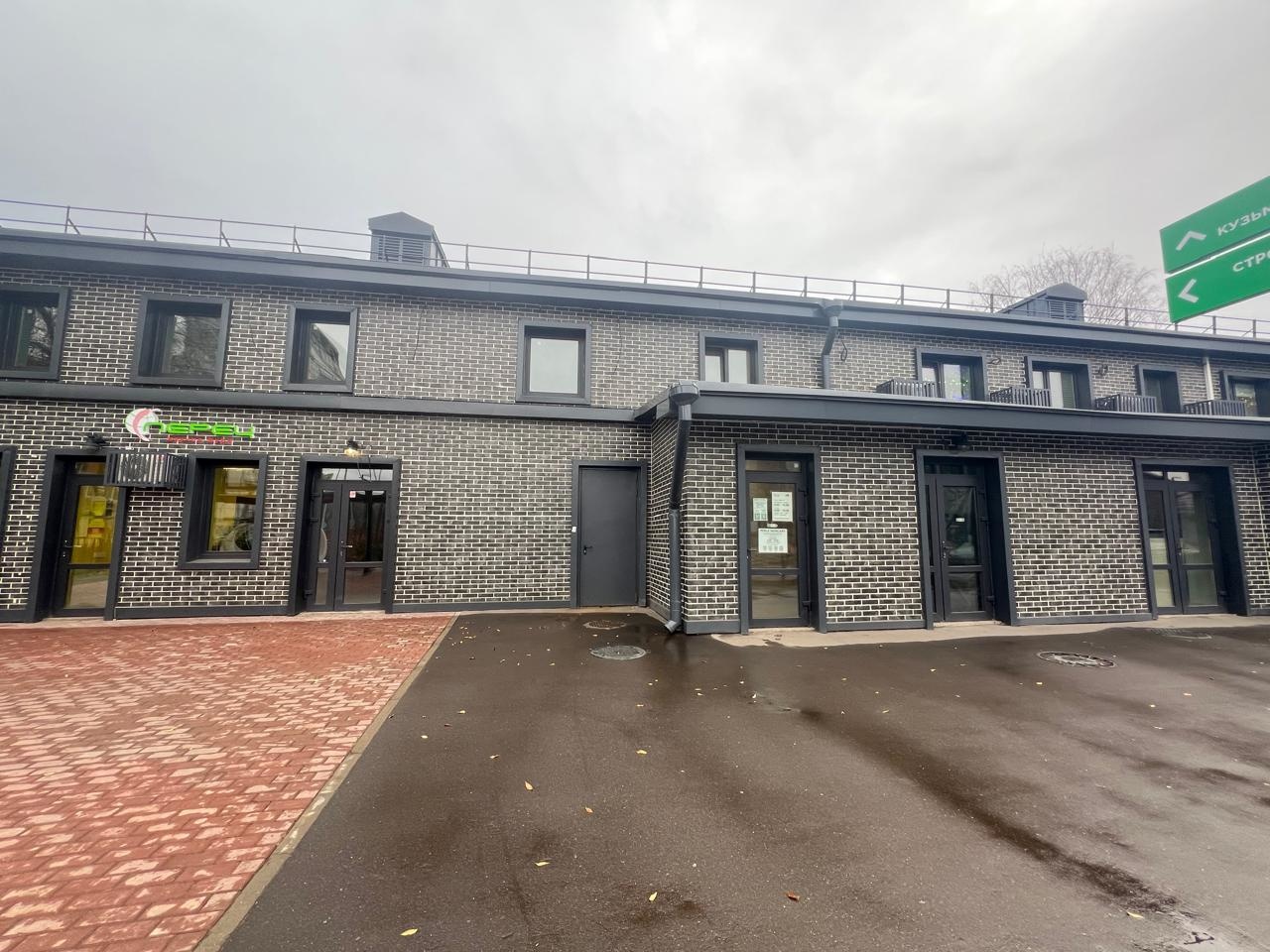 Коммерческое помещение в Бизнес‑парке «Волжский»: ваш идеальный бизнес‑старт!
Объект: коммерческое помещение свободного назначения (ЛОТ 217).
Площадь: 21,8 м².
Адрес: Волжский бульвар, вл. 51, строение 9.

Почему стоит выбрать это помещение?
1. Выгодная локация — ключ к успеху вашего бизнеса:
в пеше