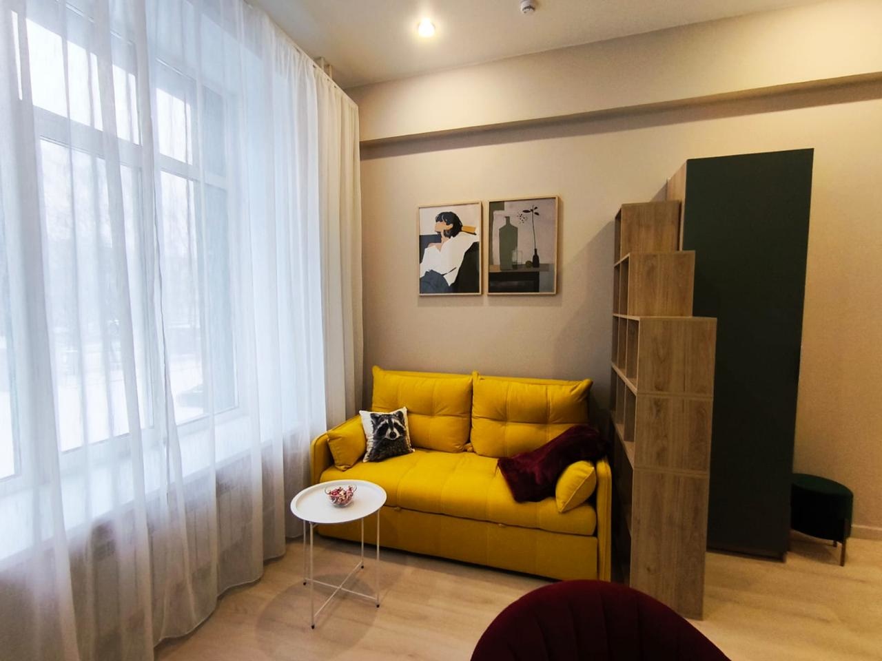 Продаётся готовый арендный бизнес: студия с арендаторами
г. Люберцы, Октябрьский проспект, 403 (студия 2035)
Основные параметры:
• Площадь: 19,4 кв. м;
• Статус: действующий арендный бизнес (арендаторы уже заселены);
• Расположение: 2 й этаж современного четырех этажного комплекса.
Почему это выгодн