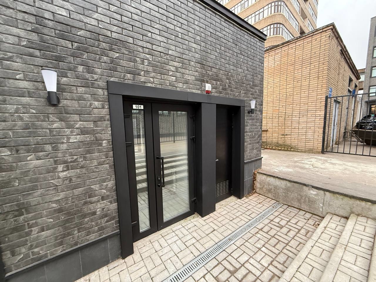 КОММЕРЧЕСКОЕ ПОМЕЩЕНИЕ СВОБОДНОГО НАЗНАЧЕНИЯ В ПРЕСТИЖНОМ БИЗНЕС-КВАРТАЛЕ!
ЛОТ 101, Бизнес квартал “Кирпичная, 41 с7”

СПЕЦИАЛЬНОЕ ПРЕДЛОЖЕНИЕ!
Доступна РАССРОЧКА платежа!

ОПИСАНИЕ ОБЪЕКТА:
Представляем вашему вниманию помещение свободного назначения в новом бизнес-проекте “Кирпичная, 41” – совреме