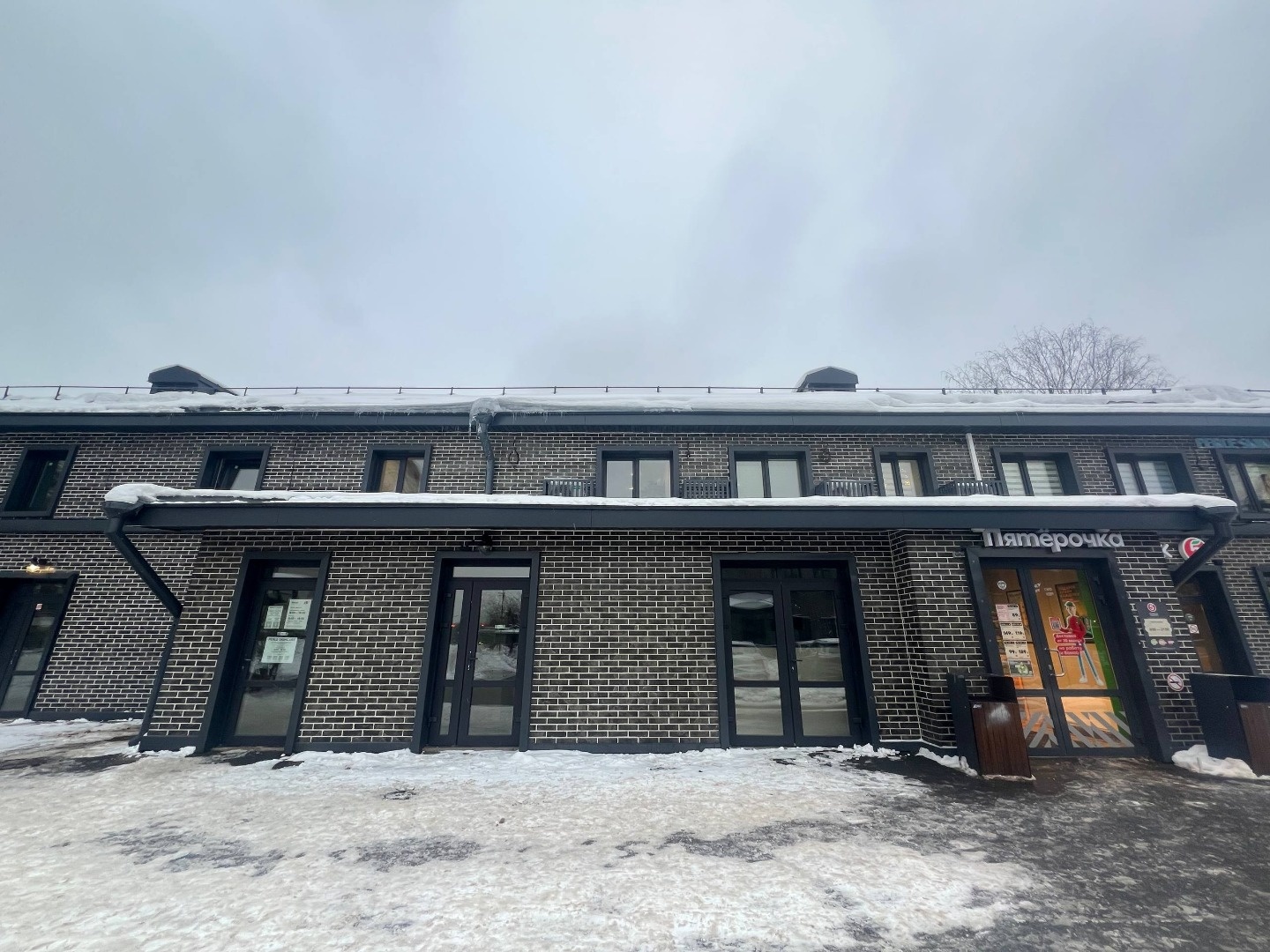 Продаётся коммерческое помещение свободного назначения в Бизнес-парке «Волжский» 
Ищете идеальное пространство для своего бизнеса? Представляем вашему вниманию компактное, но функциональное помещение площадью 6,2 кв. м, расположенное в современном Бизнес-парке «Волжский» по адресу: Москва, Волжский 