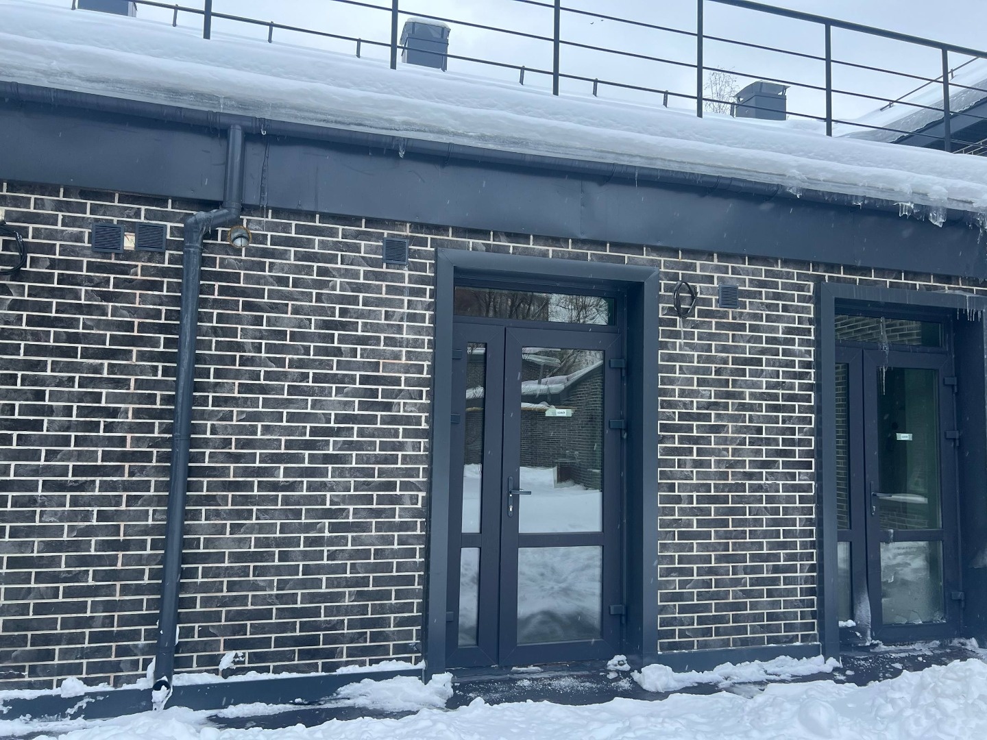 Коммерческое помещение свободного назначения.
Помещение находится на территории Бизнес-парк Волжский по адресу Волжский бульвар, вл.51, строение 9, ЛОТ 128. В шаговой доступности от метро Волжская и м. Кузьминки. Быстрый съезд на МЦД Юго-Восточная хорда и Третье кольцо.
Помещение прекрасно подойдет 