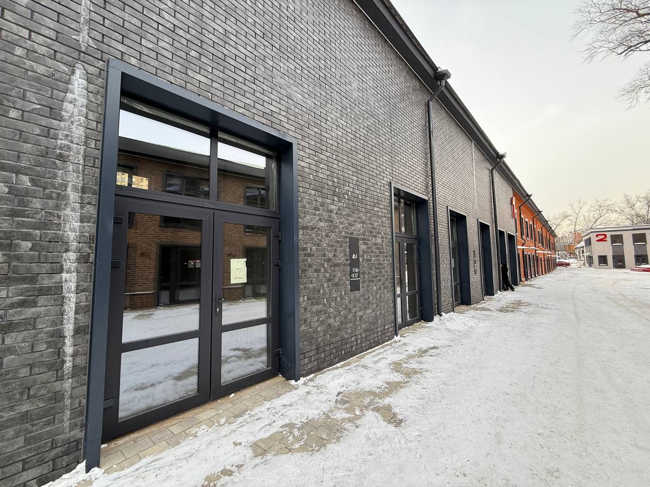 Уникальная коммерческая площадка в сердце Москвы: «Красный путь» ждёт своих резидентов!
Ищете пространство, которое сочетает индустриальный шарм, удобство локации и безграничные возможности для бизнеса? 

Представляем вам ЛОТ 117 (строение 1) — идеальное помещение для вашего проекта!
Ключевые характ