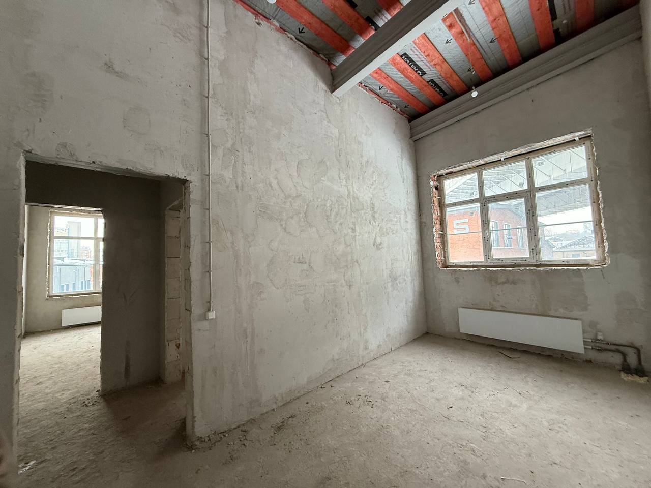 Уникальная коммерческая площадка в сердце Москвы: «Красный путь» ждёт своих резидентов!
Ищете пространство, которое сочетает индустриальный шарм, удобство локации и безграничные возможности для бизнеса? 

Представляем вам ЛОТ 201 (строение 6) — идеальное помещение для вашего проекта!
Ключевые характ