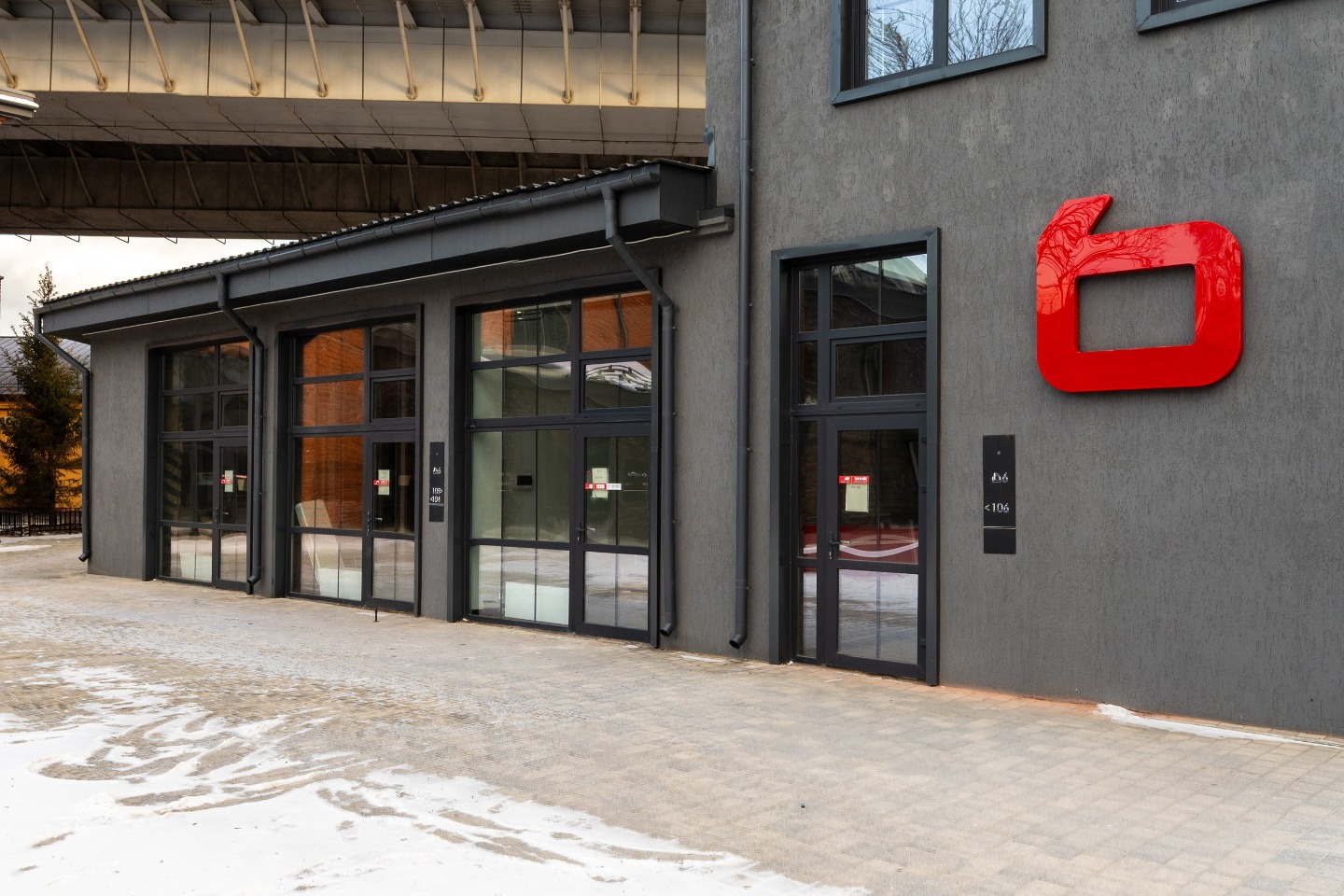 Уникальная коммерческая площадка в сердце Москвы: «Красный путь» ждёт своих резидентов!
Ищете пространство, которое сочетает индустриальный шарм, удобство локации и безграничные возможности для бизнеса? 

Представляем вам ЛОТ 203 (строение 6) — идеальное помещение для вашего проекта!
Ключевые характ