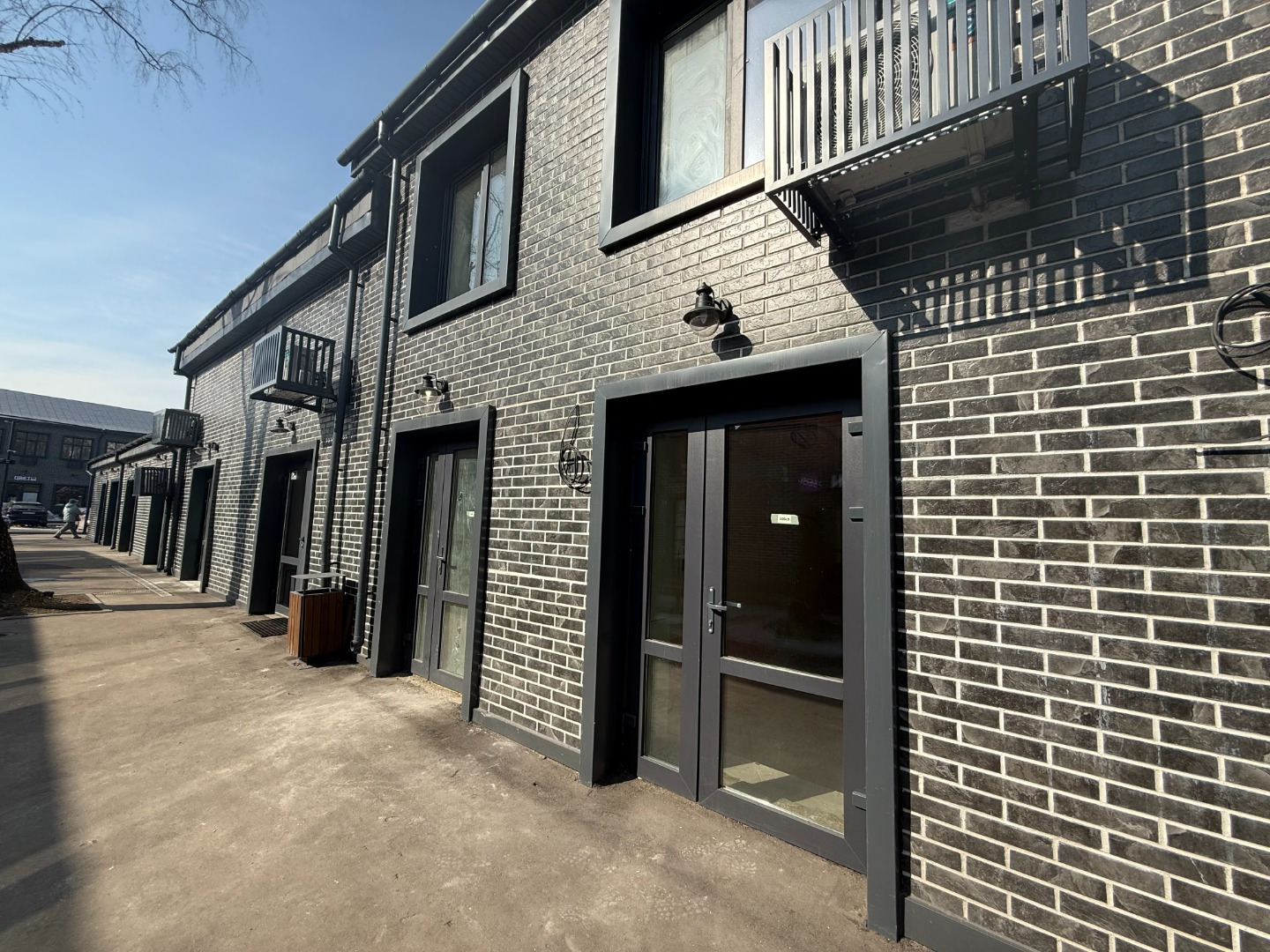 Коммерческое помещение свободного назначения.
Помещение находится на территории Бизнес-парк Волжский по адресу Волжский бульвар, вл.51, строение 9, ЛОТ 105. В шаговой доступности от метро Волжская и м. Кузьминки. Быстрый съезд на МЦД Юго-Восточная хорда и Третье кольцо.
Помещение прекрасно подойдет 