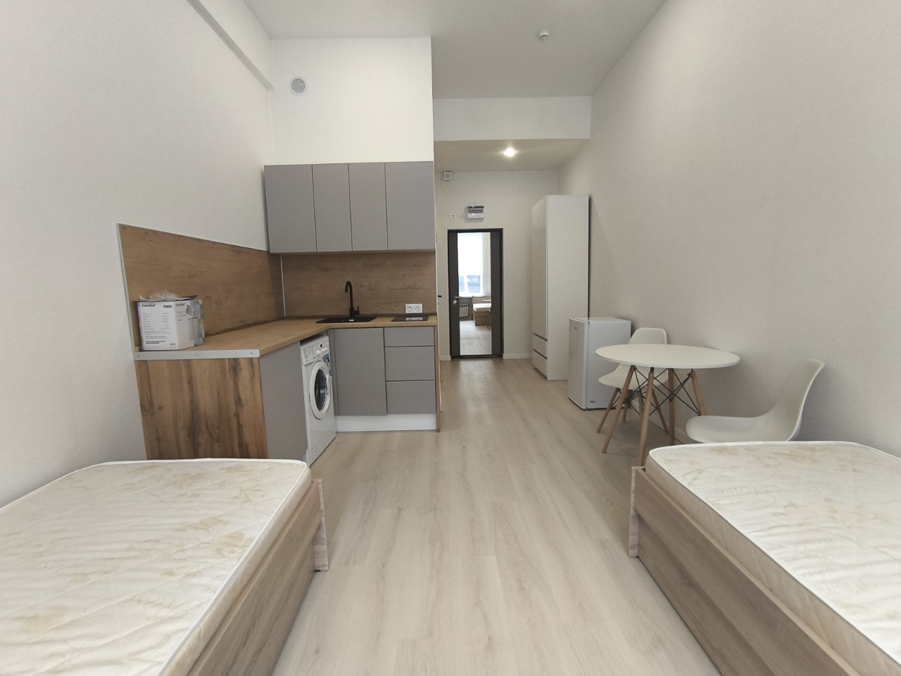 Студия в «Октябрьском лофт квартале»: стиль, комфорт и выгодная инвестиция!

Предлагаем вам рассмотреть уникальную возможность приобретения студии в престижном комплексе «Октябрьский лофт квартал» (ЛОТ 2080). 
Площадь помещения — 21.8 м². Это идеальный вариант для тех, кто ценит:
• современный стиль