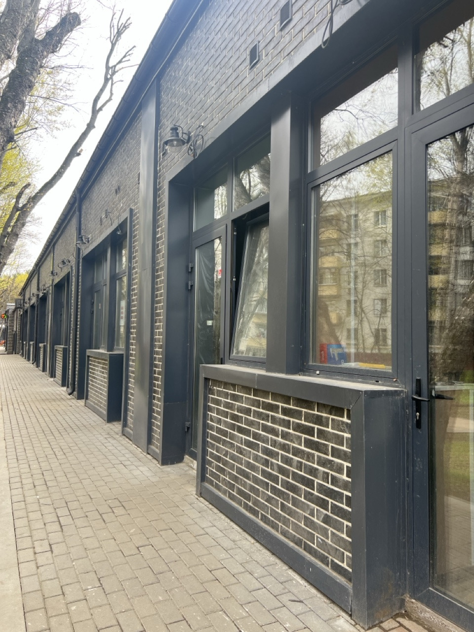 Только для вашего бизнеса, отдельно стоящее здание на территории бизнес-парка! 
Коммерческое помещение свободного назначения.
Помещение находится на территории Бизнес-парк Волжский по адресу Волжский бульвар, вл.51 строение 7 ЛОТ 136. В шаговой доступности от метро Волжская и м. Кузьминки. Быстрый с