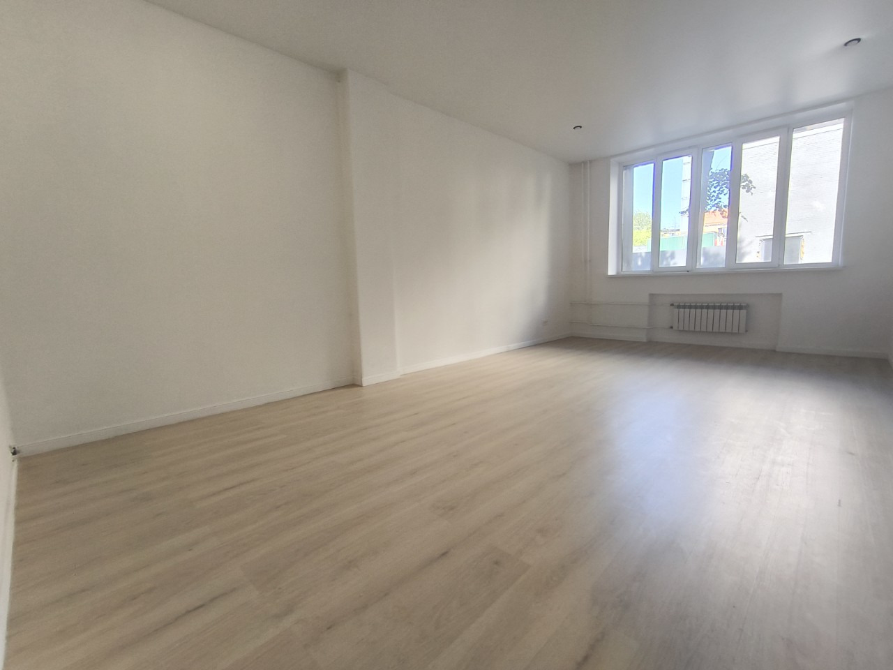 Студия 41.7м² в Люберцах: стиль, комфорт и доход — всё в одном

Ищете идеальное пространство для жизни или умное вложение? Студия в «Октябрьском лофт квартале» (ЛОТ 1006) создана именно для этого. Адрес: г. Люберцы, Октябрьский проспект, 403. Компактные 41.7м² — это не просто метры, а продуманный фо