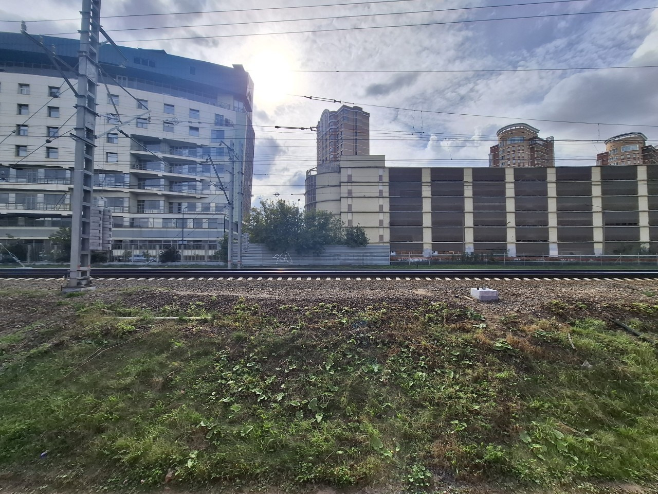 Продаётся коммерческое помещение 12.4м², 2 этаж — бизнес-парк «Красный путь», ЦАО
? ул. Рабочая, 84 — Таганский район, внутри ТТК ? Пешком до метро «Римская» и «Площадь Ильича»

Помещение
• Площадь — 12.4м²
• Отдельный вход
• Подведена вода («мокрые точки»)
• Проведён газ — подходит для общепита, об