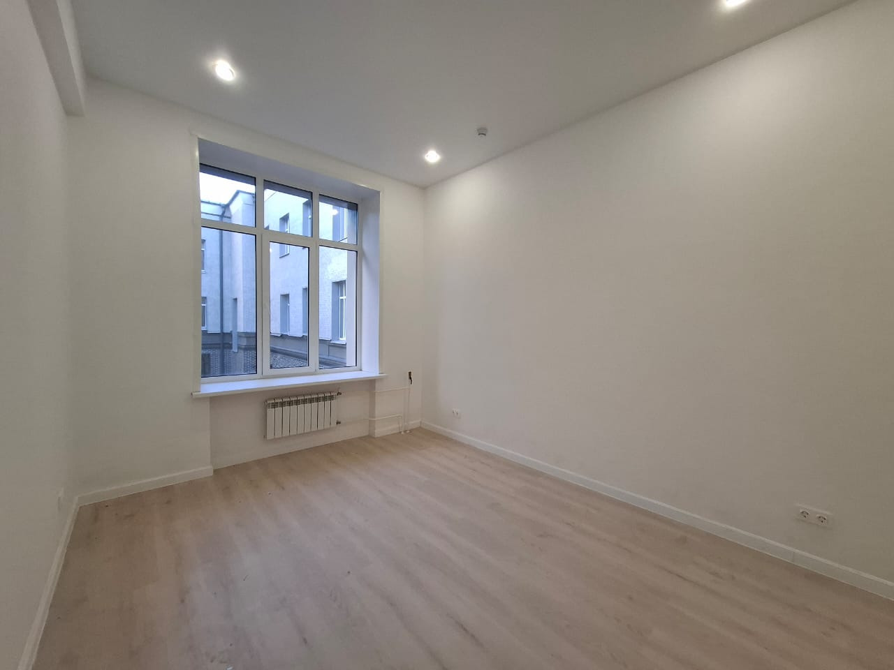 Студия 18.1м² (лот 208) в «Октябрьском лофт квартале»: старт продаж второй очереди
Гибкая система скидок до 10%. Возможна рассрочка до 1 года!

Старт продаж второй очереди — самое выгодное время для покупки. Стартовые цены будут расти, поэтому раннее бронирование — это реальная экономия.
Сейчас студ